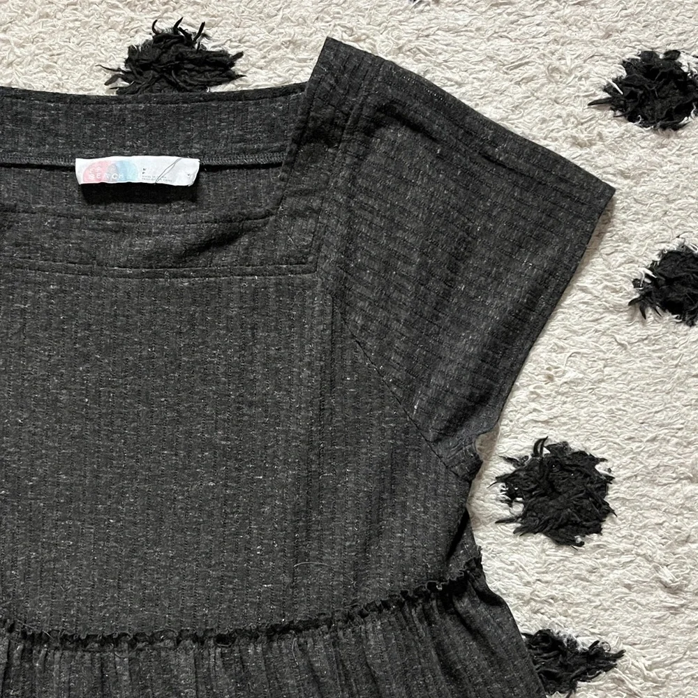 Free people beach size small saltwater tiered maxi dress dark grey short sleeve